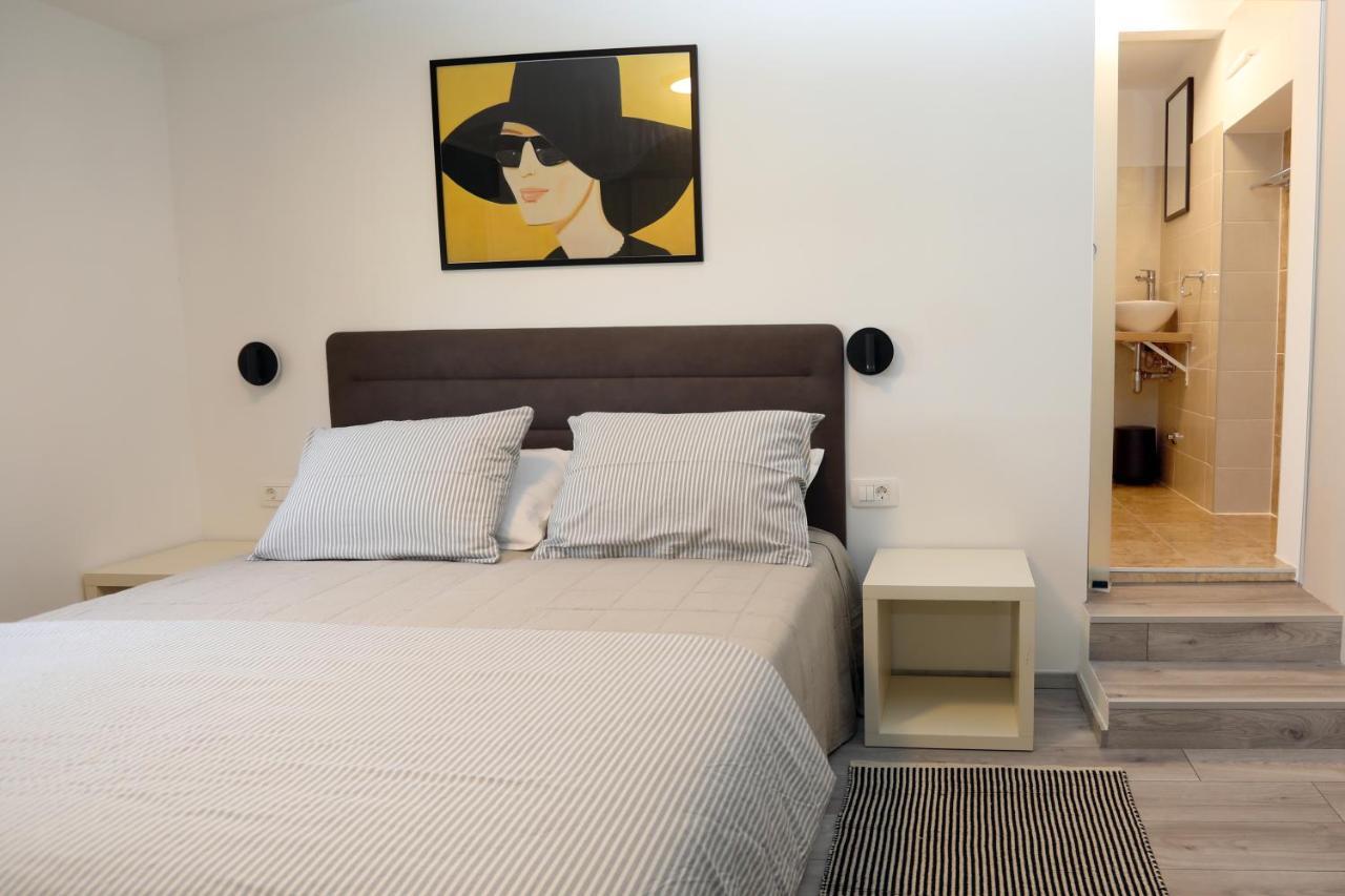 Guest House Tika Medulin Luaran gambar